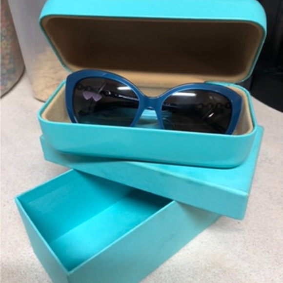 NWT Vintage TIFFANY & CO Ladies Dark Tiffany Blue Sunglasses - Picture 6 of 8